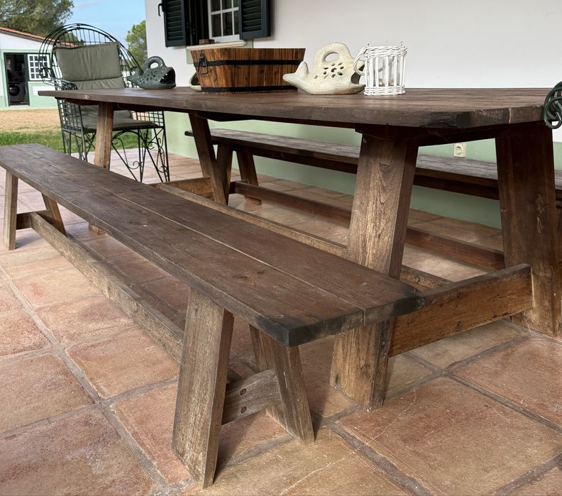 Mesa e bancos madeira Areastore