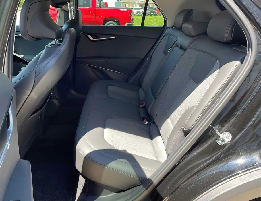 Kia Niro      2023