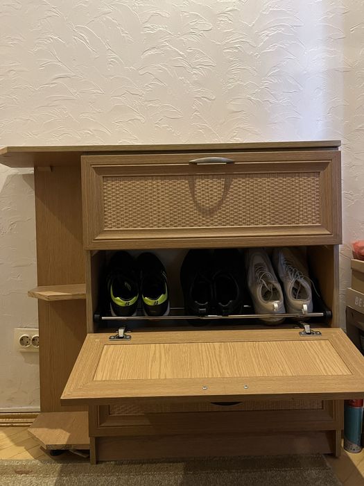 Комплект із двох тумбочок для взуття