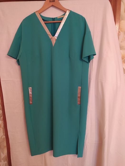 Нарядное платье 52 размер