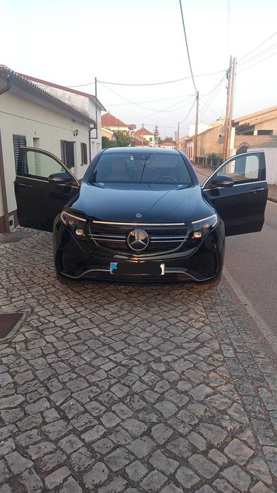 Mercedes Benz EQC 400 4Matic AMG Line com IVA DEDUTÍVEL