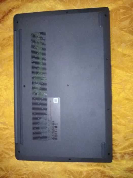 Portátil Lenovo IdeaPad , Ryzen 7 5700U Octa-Core/RAM: 16GB/1TB SSD