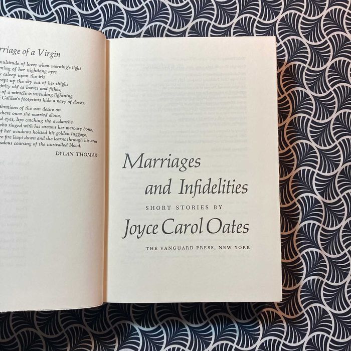Marriages and Infidelities (1st ed. BCE) - Joyce Carol Oates