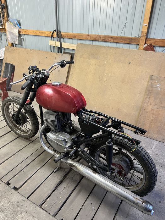 Продам мотоцикл Jawa з новим двигун 638