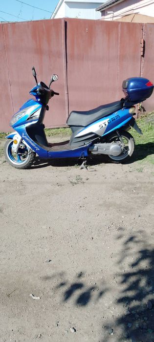 Продам скутер Viper Storm150