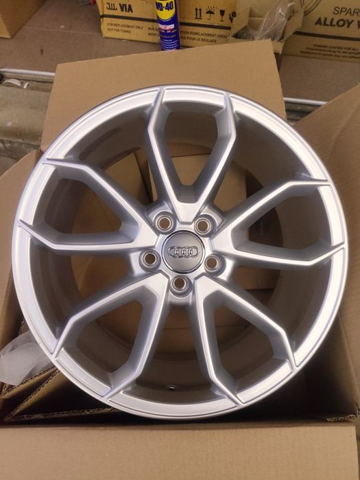 Fabrycznie nowe alufelgi felgi 17 5x100 Seat VW taigo Tiguan T-Roc