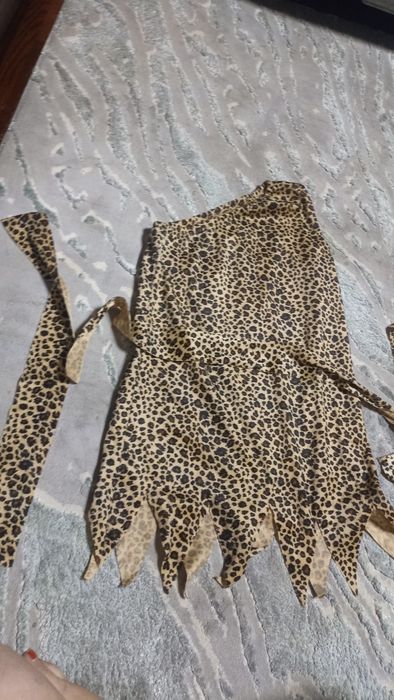 Strój jaskiniowiec panterka 5-6 lat