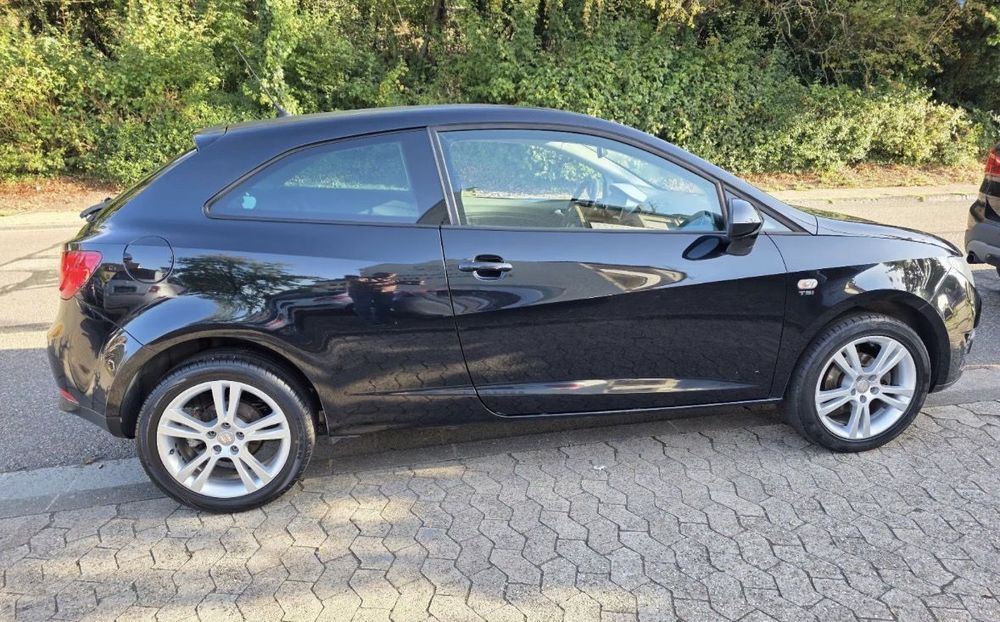Seat Ibiza 1.4Benz.MPI Nawigacja Klimatyzacja Tempomat parktronik