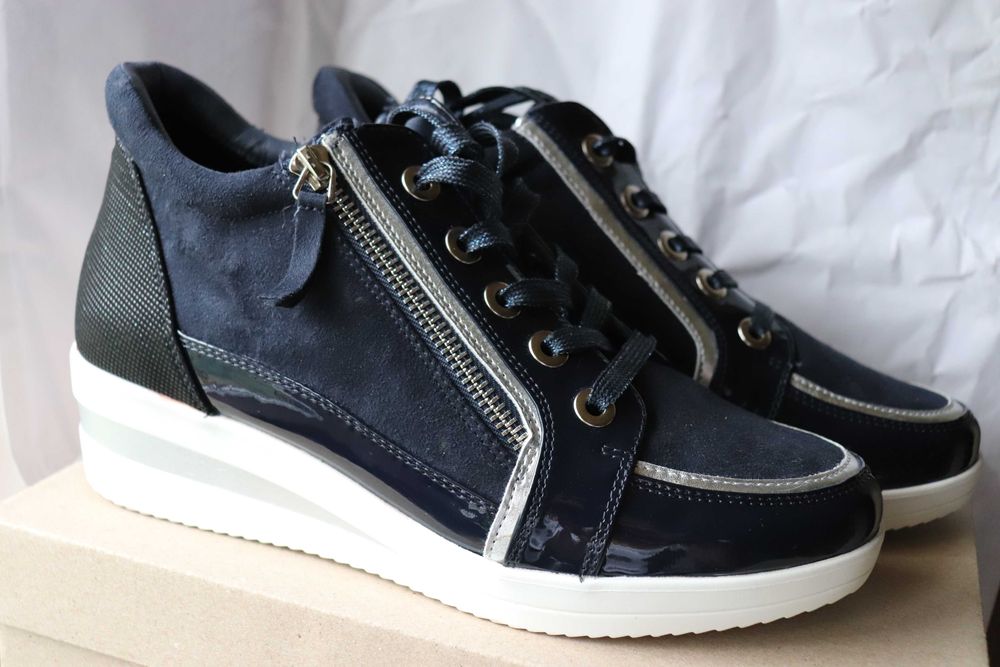 Nowe buty damskie CCC mięciutkie półbuty GO SOFTr.39 Okazja!