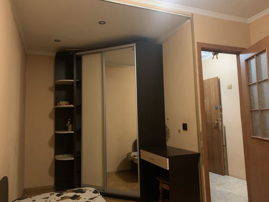 Квартира на Правому березі. Куренівка. Є-відновлення