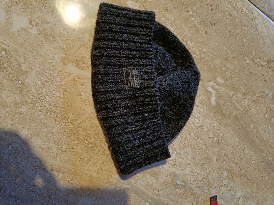 Czapka wełniana, super stan