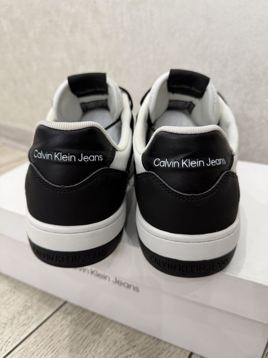 Кросівки Calvin Klein BASKET CUPSOLE - р.43,5 - як НОВІ