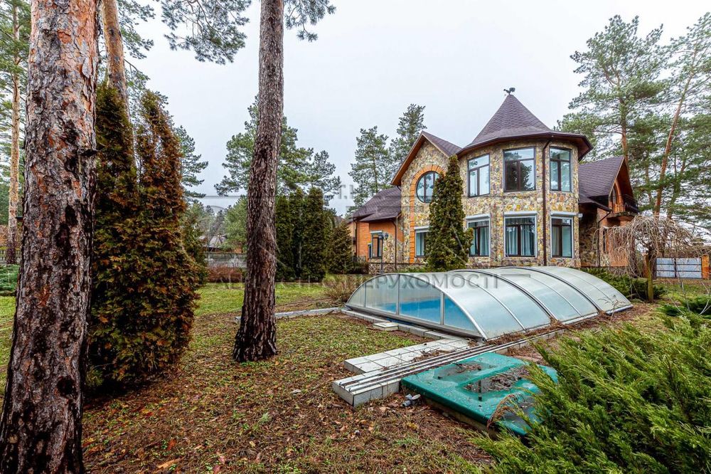 Оренда будинку 476 м² з басейном у сосновому лісі, Козин