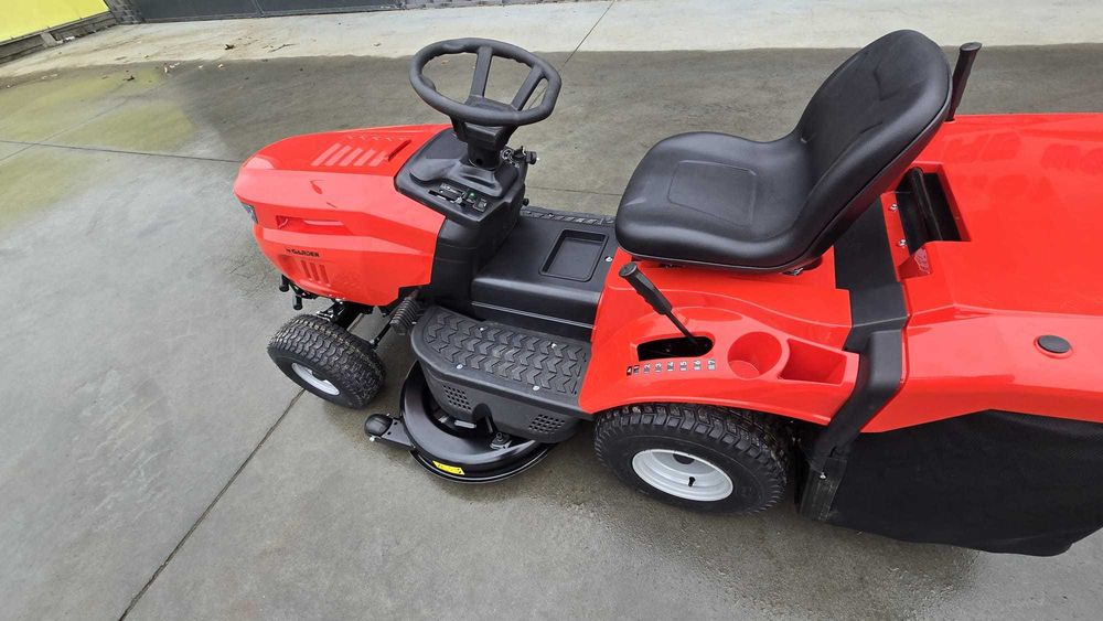Kosiarka traktorek TB GARDEN LT-42R LONCIN 17KM z pompą oleju NOWY