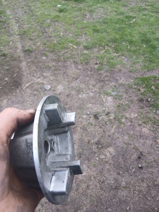 Ступиця на Loncin pruss 200
