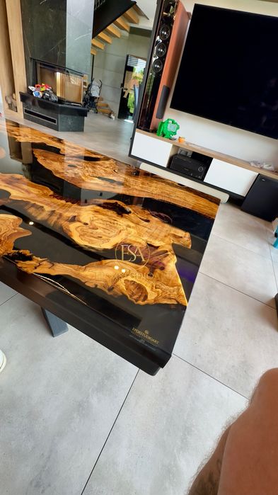 Stół nowoczesny do salonu loft homedeco żywica drzewo oliwne