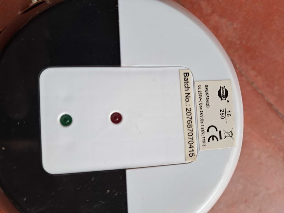 Designer multi-socket outlet438006917545349121