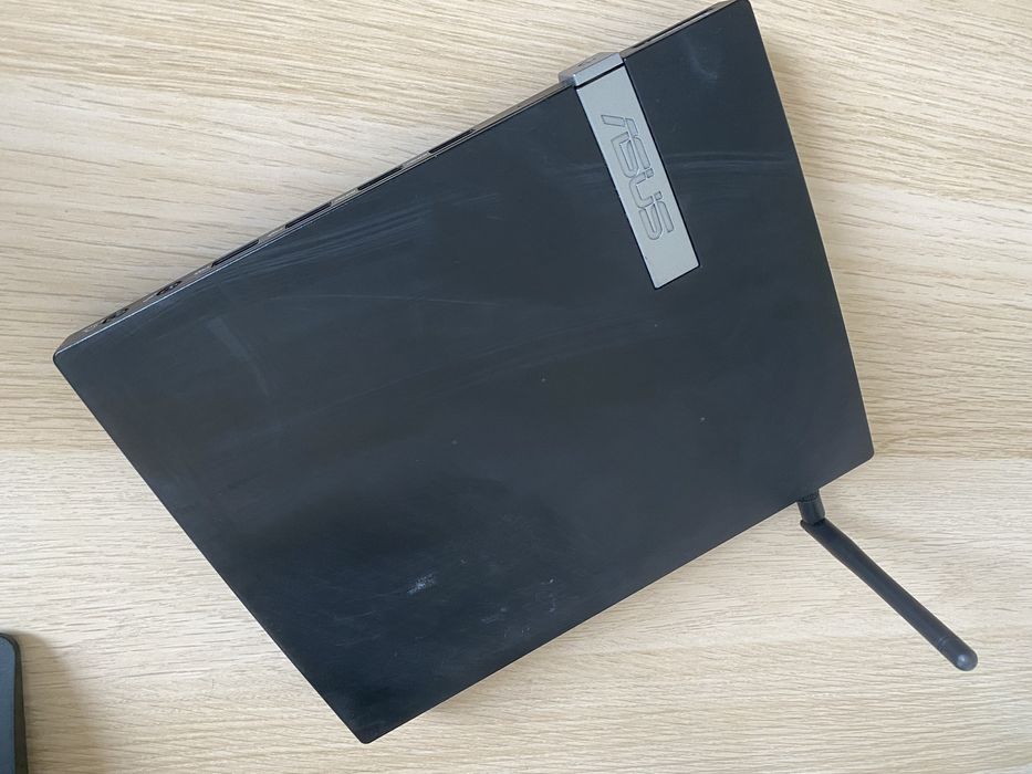 Computador Asus EeeBox