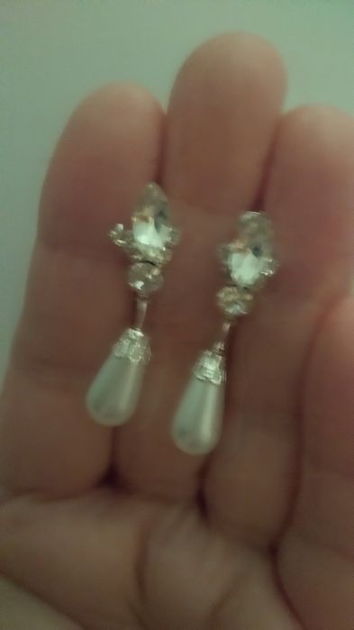 Eleganckie kolczyki damskie