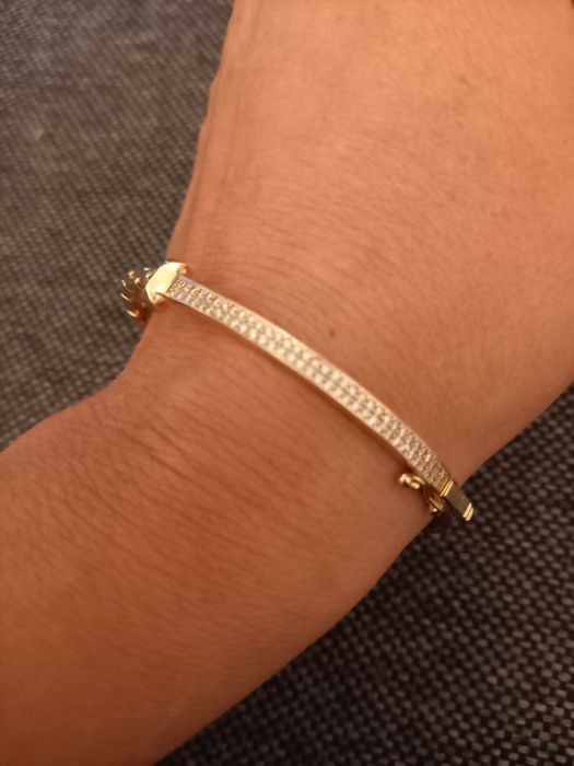 Złota sztywna bransoletka. Stan bdb.