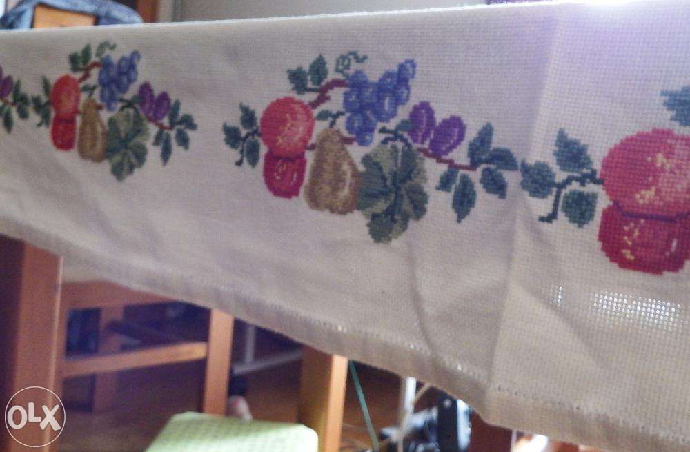 toalha em ponto de cruz