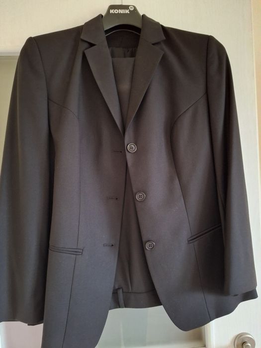 Garnitur damski czarny,nowy roz.40 małe 42