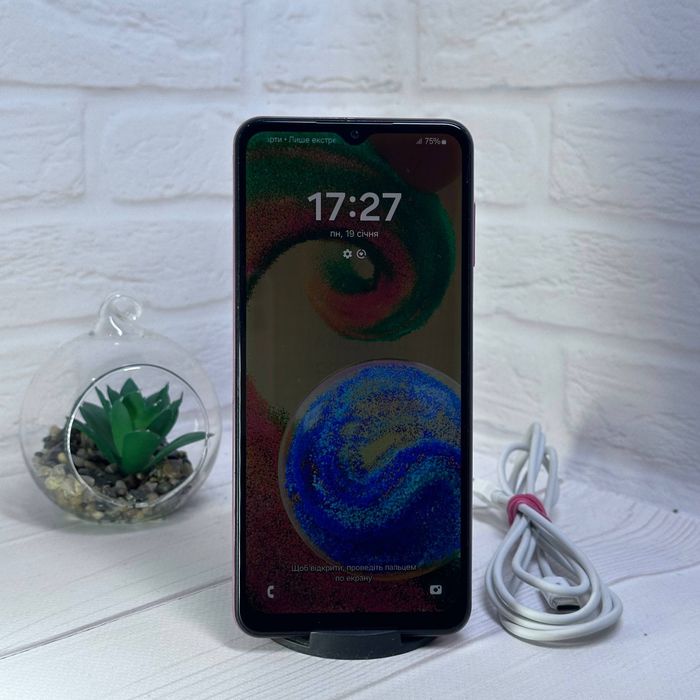 Продам телефон Samsung A04S 4/64Gb NFC в гарному стані