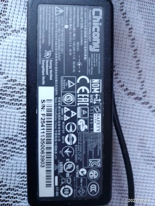 книги 300 гривень