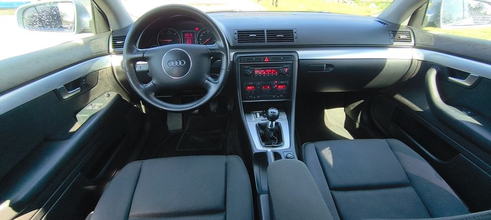 Sprzedam audi A 4b6 1.9 TDI
