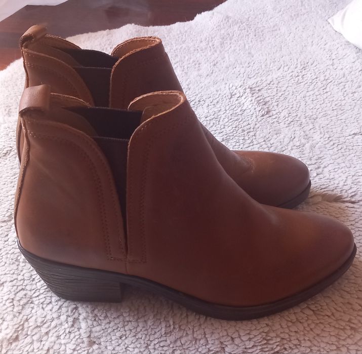 Botas NOVAS,no 36