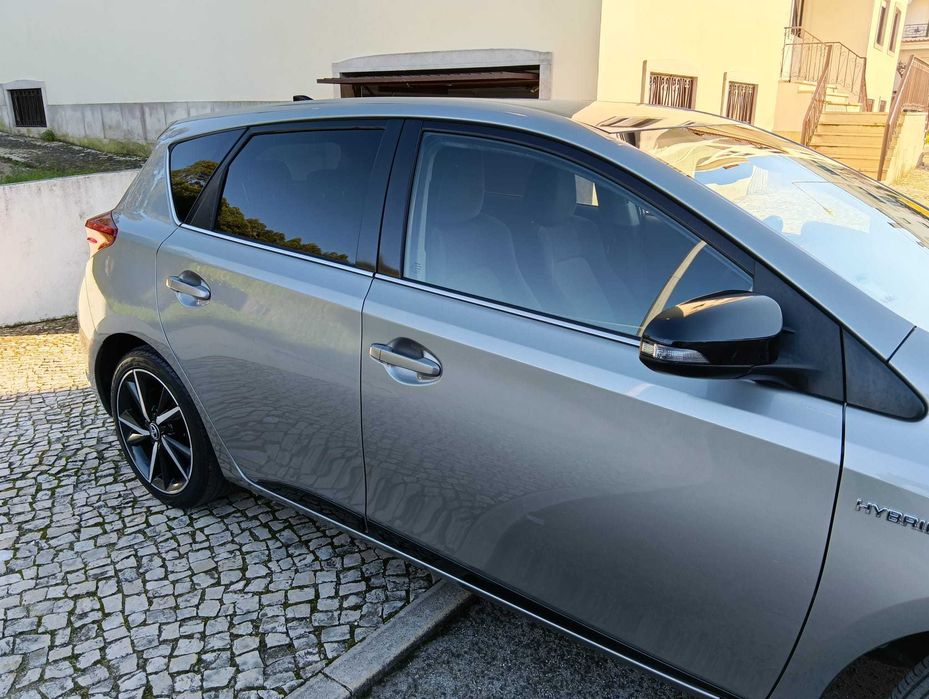 Toyota Auris 1.8 Gasolina HSD
