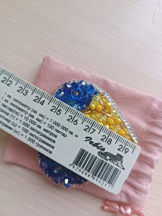 Серце, брошка, презент