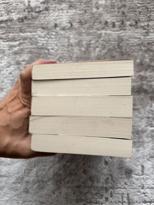 Книги Хроніки подій Перший пятий місяць війни В. Зеленський