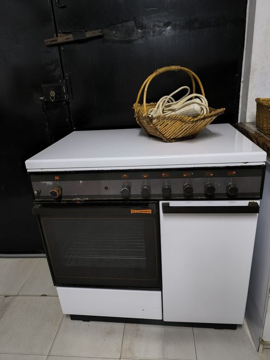 Fogão a gás com forno