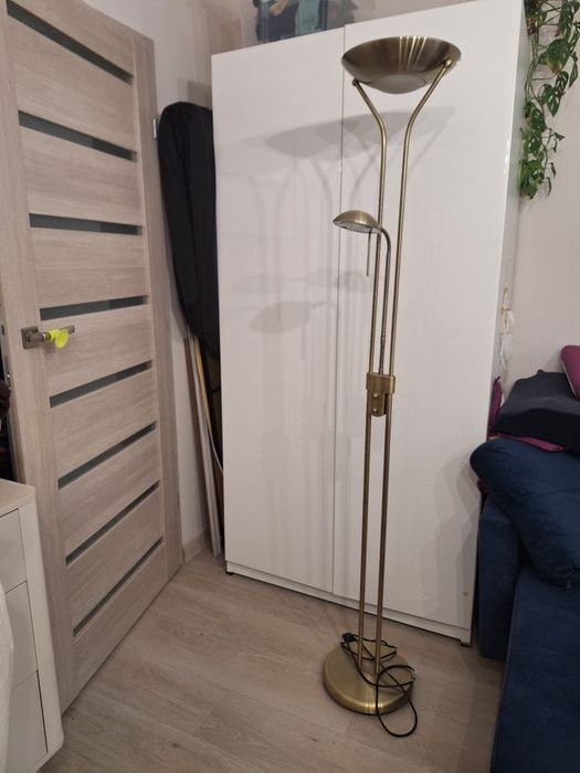 Lampa    stojąca
