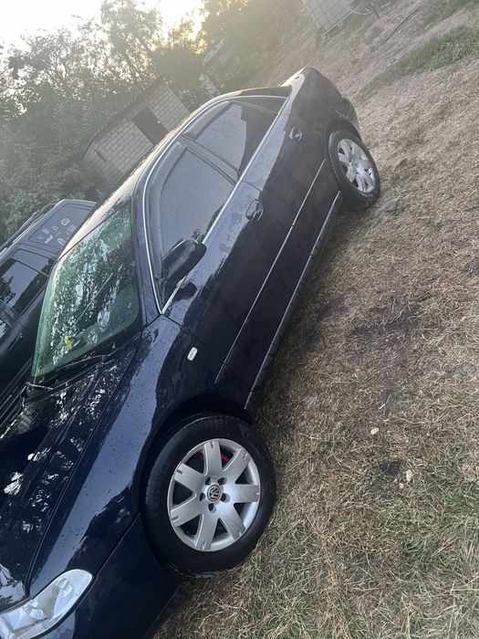 Ауді а4б5 2.5v6.