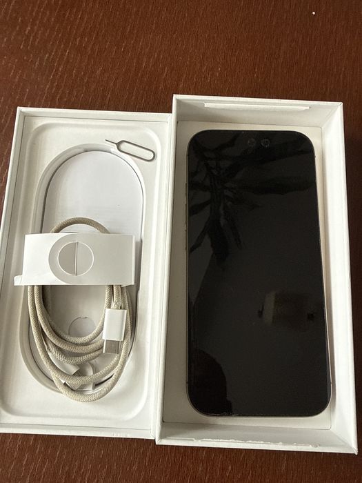 Iphone 16pro na gwarancji