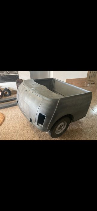 Reboque trazeira mini