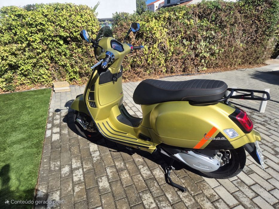 Vespa 300 GTS Super 10/2023
