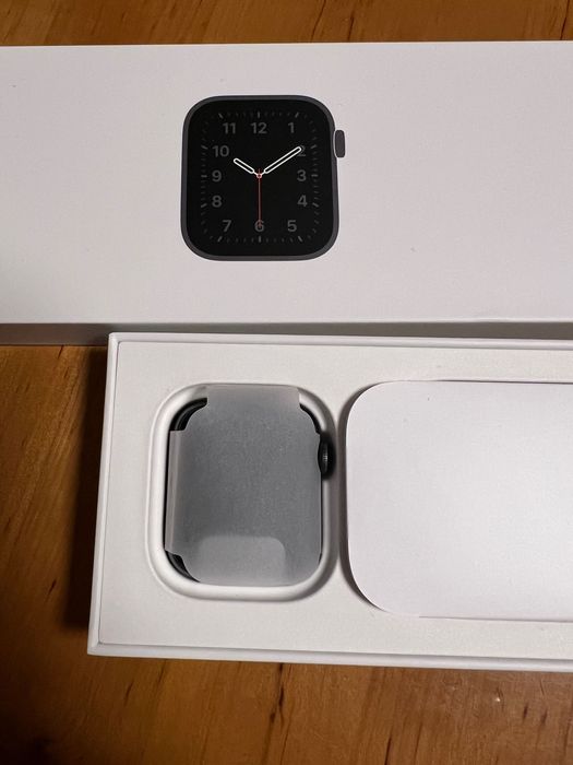 Apple Watch SE 40mm 1 gen