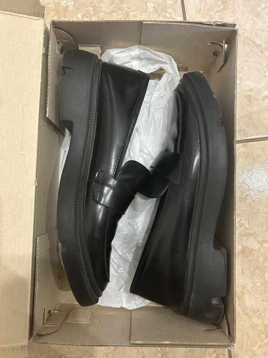 Жіночі лофери kluchini