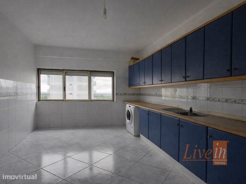 Apartamento T3 no Carregado