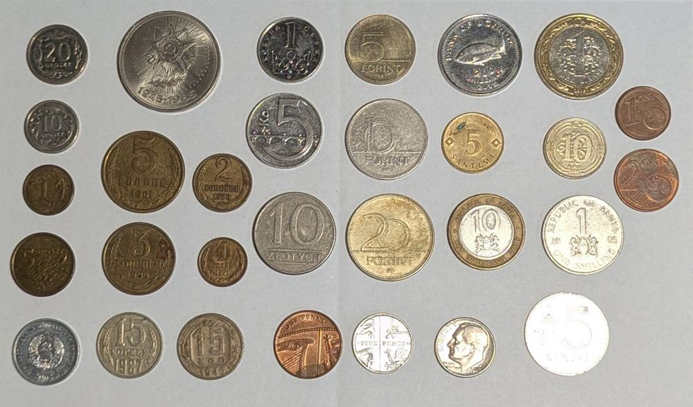 Монети різних часів та країн