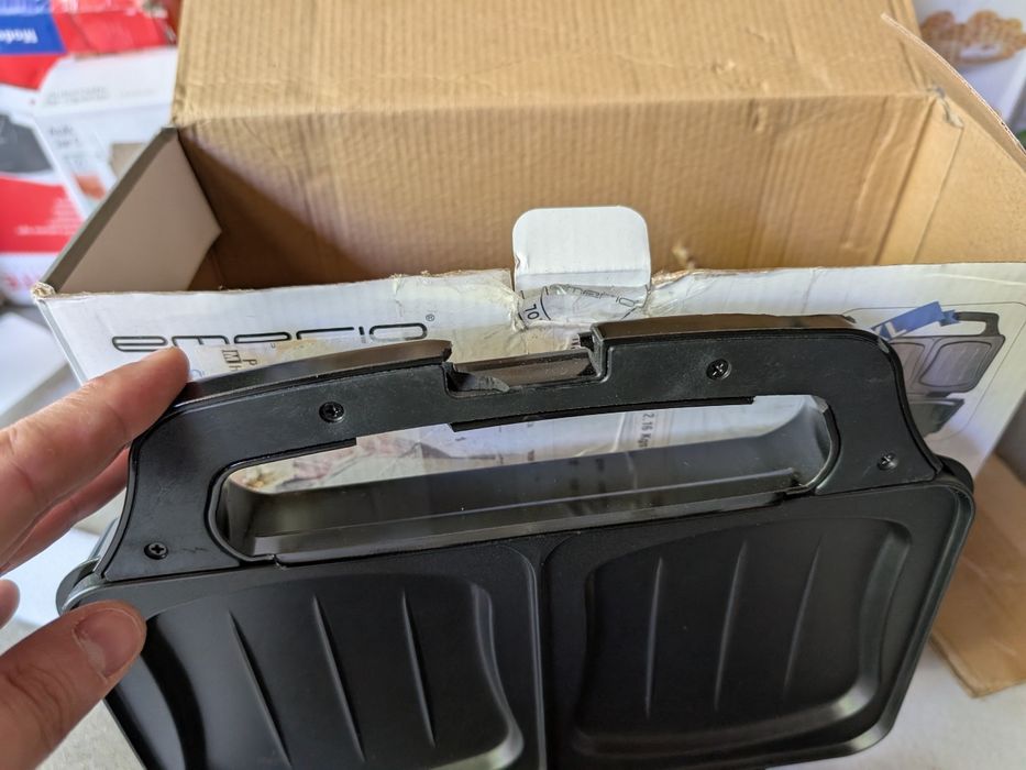 Opiekacz do kanapek Emerio XXL