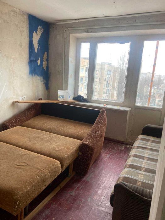 Продам квартиру вул Заболотного