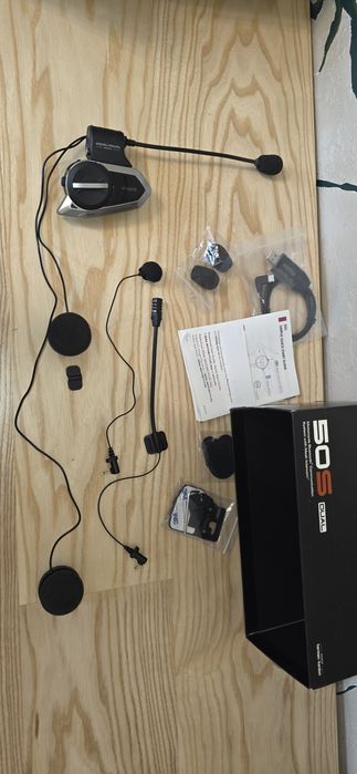 Продам одну штуку Sena 50S Harman kardon