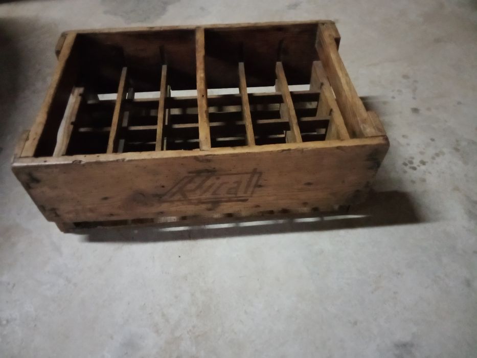 Grade antiga de refrigerantes Rical