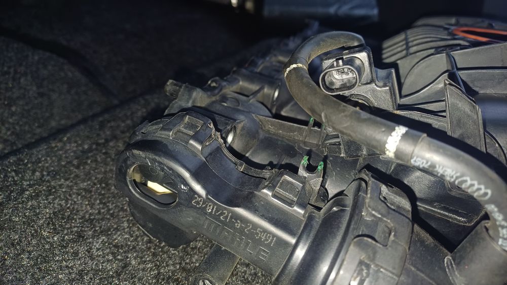 Впускний колектор 2.0 TSI