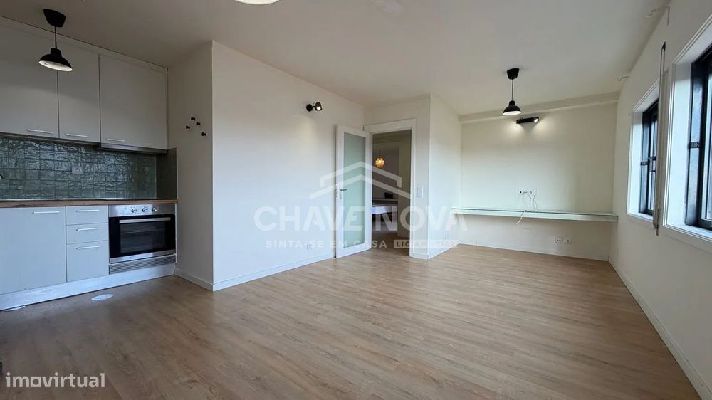 Apartamento T1 para Venda em Vila Nova de Gaia SD/CO — Santa Marinha E São Pedro Da Afurada, Porto