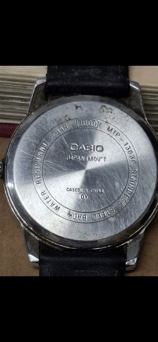 Zegarek Casio 1330 5 bar używany